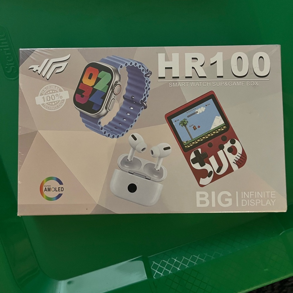 HR100 Smart Watch and Game Box Set
